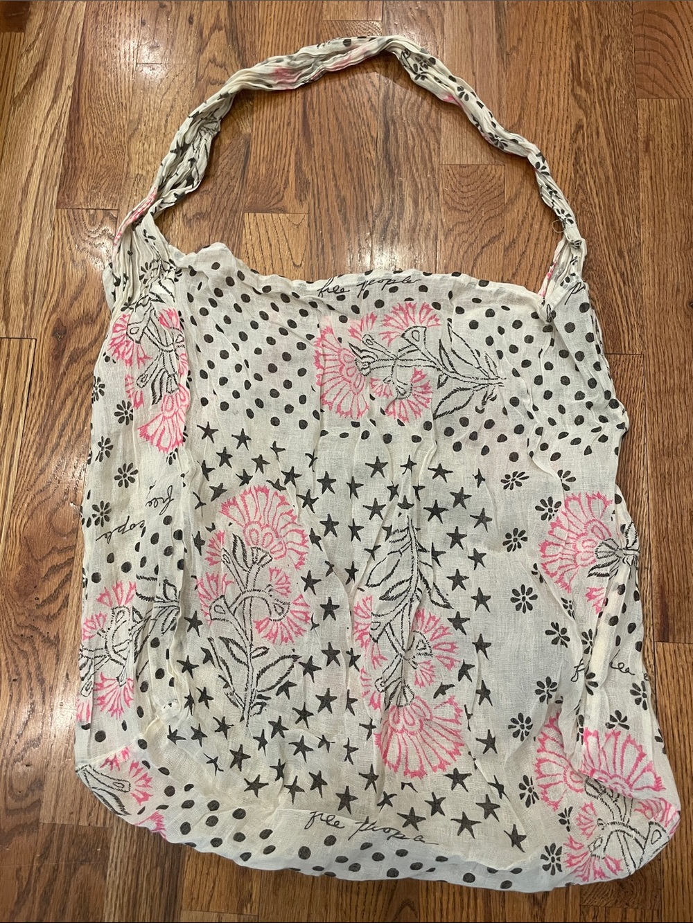 Free People White Cotton Shopping Tote with Pink Star Print Large